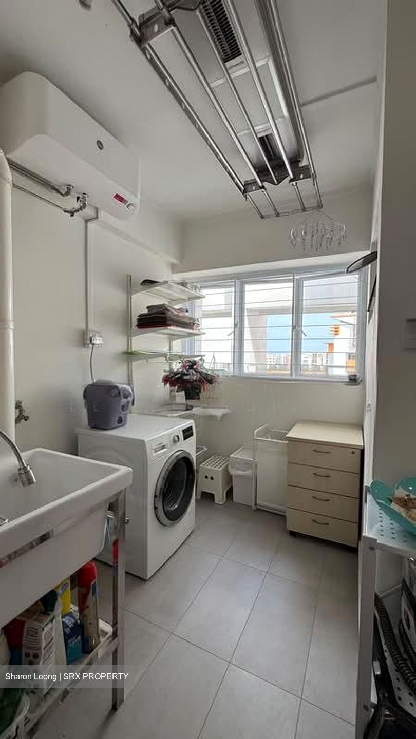 Blk 680A Jurong West Central 1 (Jurong West), HDB Executive #591431561